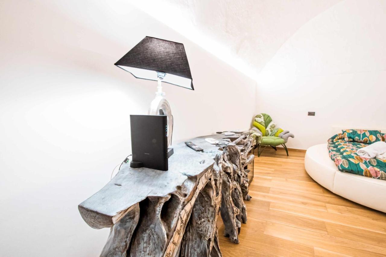 Basilica Suite Bari Bagian luar foto