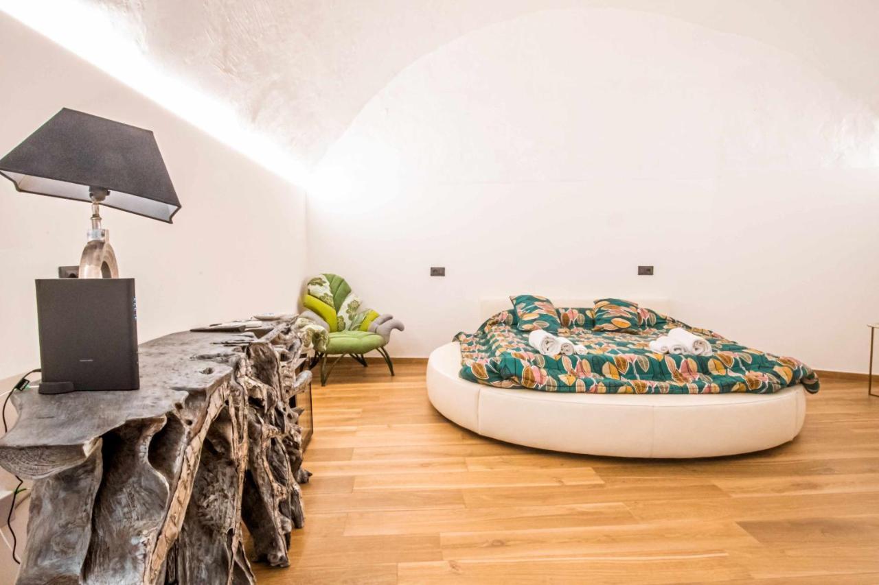 Basilica Suite Bari Bagian luar foto