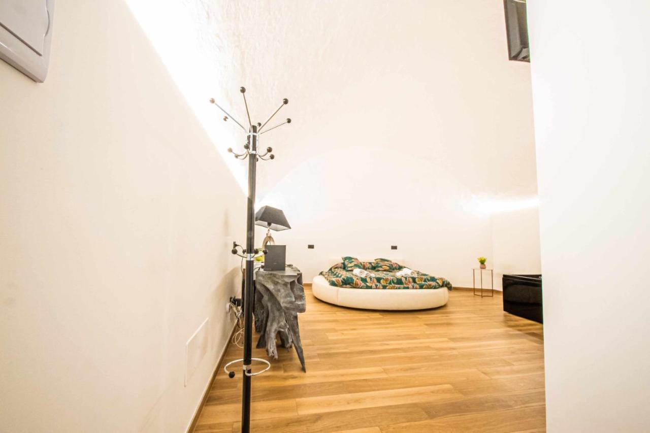 Basilica Suite Bari Bagian luar foto
