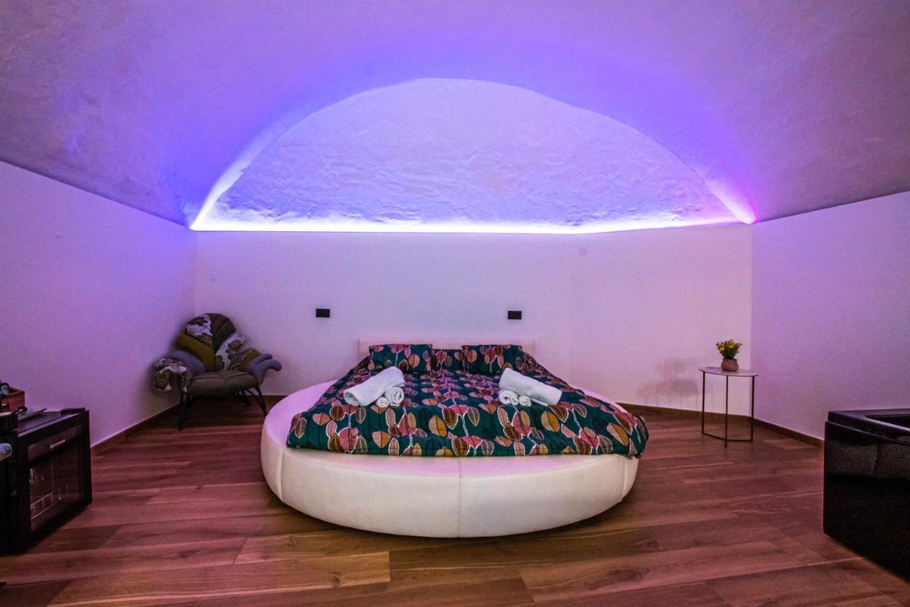 Basilica Suite Bari Bagian luar foto
