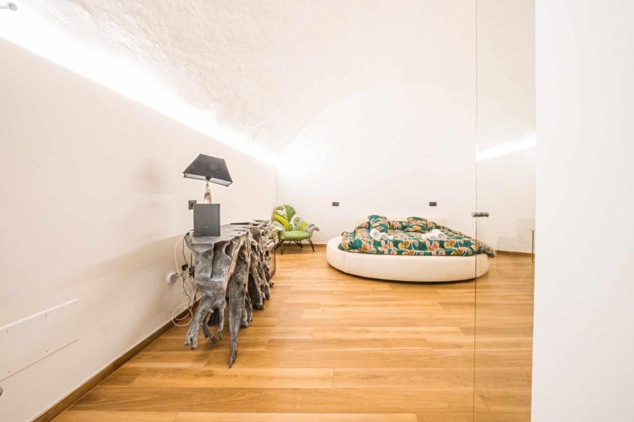 Basilica Suite Bari Bagian luar foto